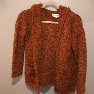 rust colored cardigan❤️